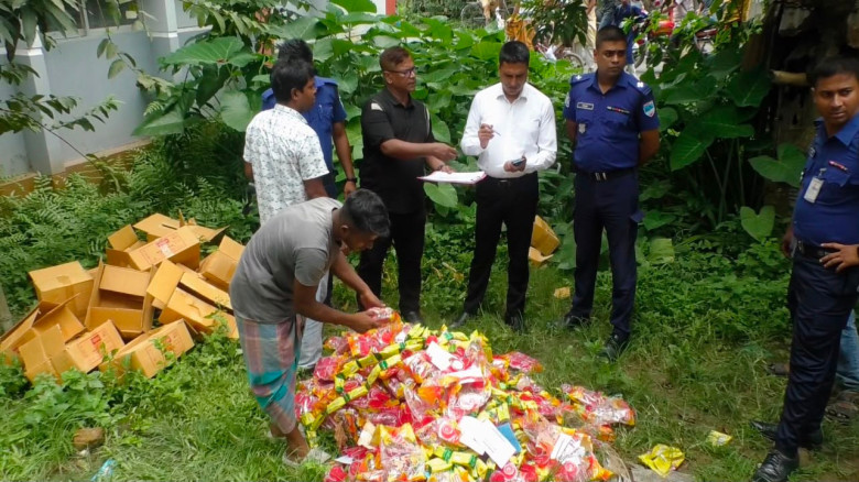 পুলেরহাটে তানসীপ ট্রেডার্সকে লাখ টাকা জরিমানা