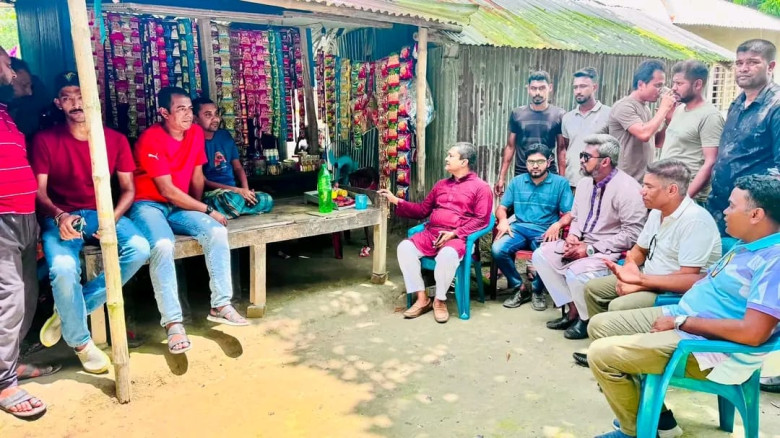 ফুলবাড়ী দিবসে যশোরে শহীদ মিনারে বিপ্লবী কমিউনিস্ট লীগের শ্রদ্ধা ও সমাবেশ