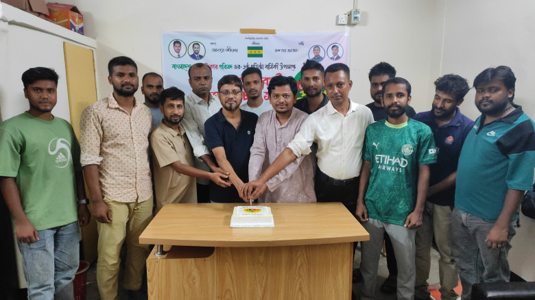যশোরে কেক কাটা ও আলোচনায় যুব অধিকার পরিষদের ৬ষ্ঠ প্রতিষ্ঠাবার্ষিকী উদযাপিত