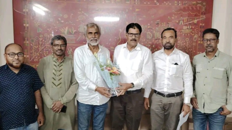 প্রেসক্লাব যশোরের নির্বাচন: দায়িত্ব গ্রহণ করল পরিচালনা কমিটি