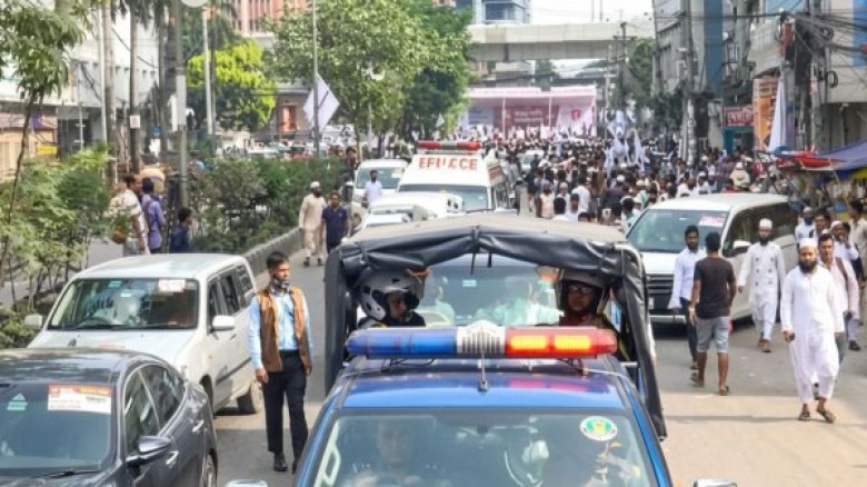 ১১ দলীয় ঐক্যের ঢাকা থেকে চট্টগ্রাম অভিমুখে ‘লং মার্চ’ শুরু