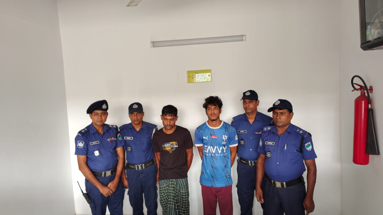 ঝিকরগাছায় ভ্যানচালক ইখলাস হত্যা মামলার ২ আসামী গ্র...