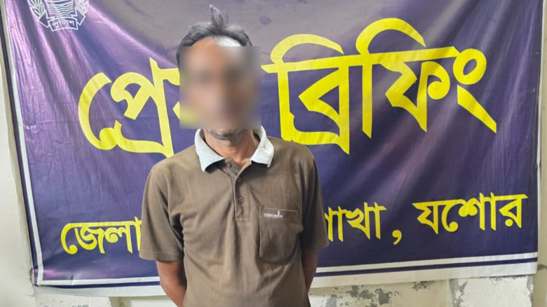শার্শায় ১০০ পিস ইয়াবাসহ আটক ১...