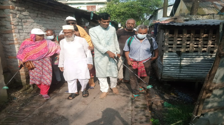 যশোরে ডেঙ্গু প্রতিরোধে ৬নং ওয়ার্ড বিএনপির সচেতনতামূলক লিফলেট বিতরণ